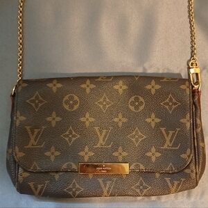 Louis Vuitton Favorite MM (Discontinued)
